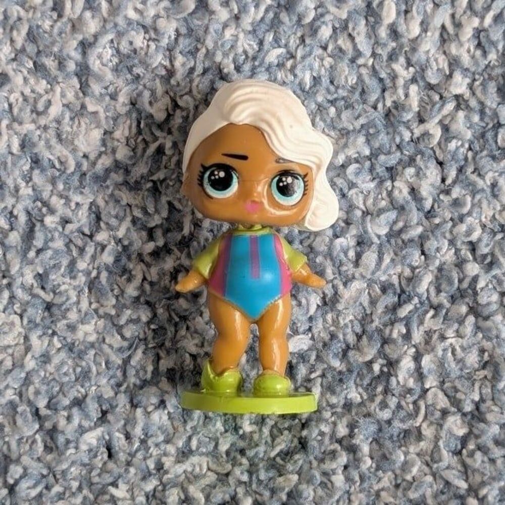 LOL Surprise Finders Keepers Series 1 Surfer Babe Miniature Figure